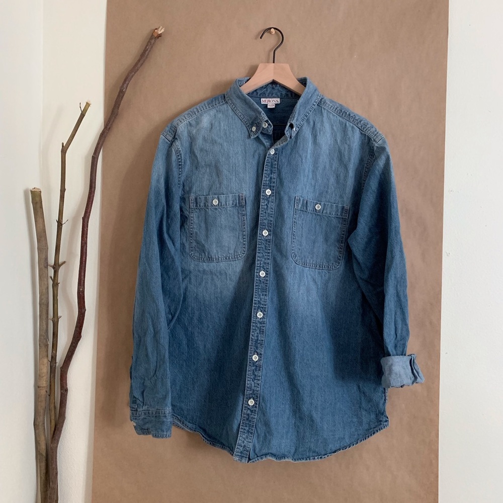 •men’s denim button up•
